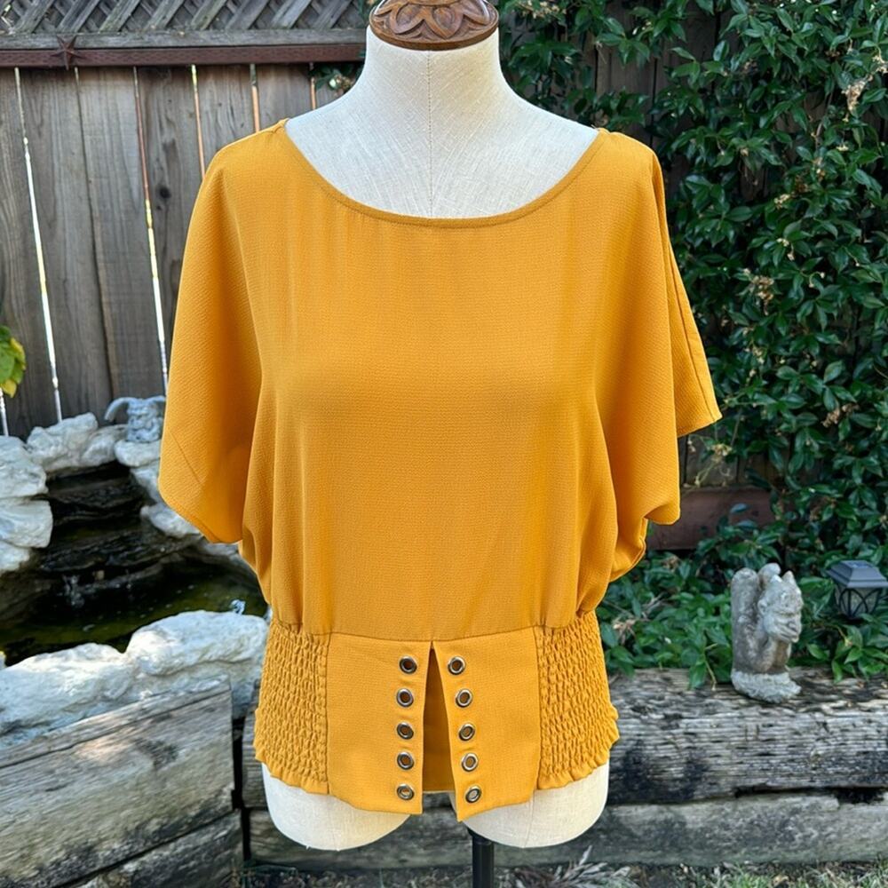 OLM Mustard Yellow Batwing Grommet Gathered Blouse Top Women's Size Large